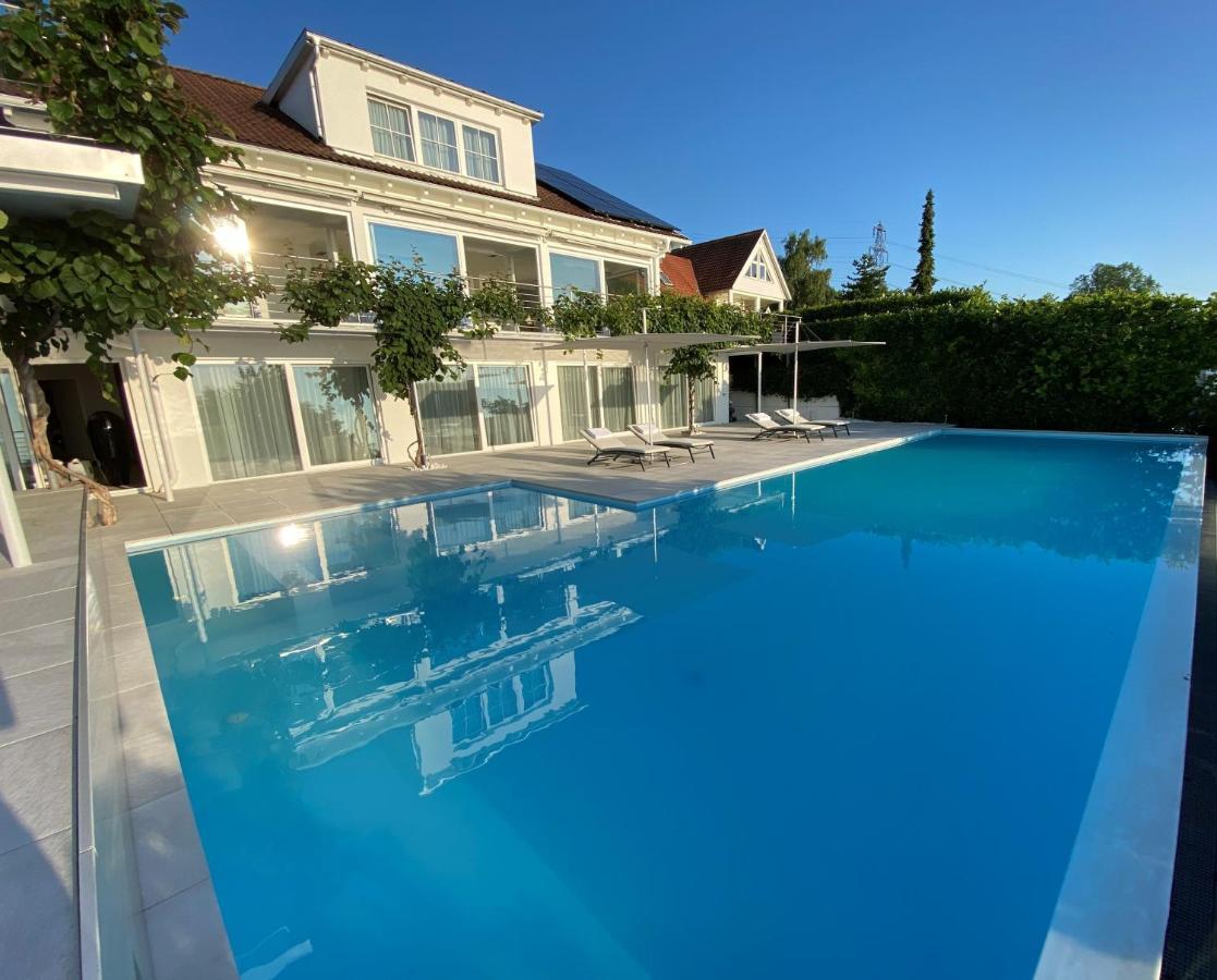 Villa Uber Dem Bodensee - Hauptwohnung 로하우 외부 사진